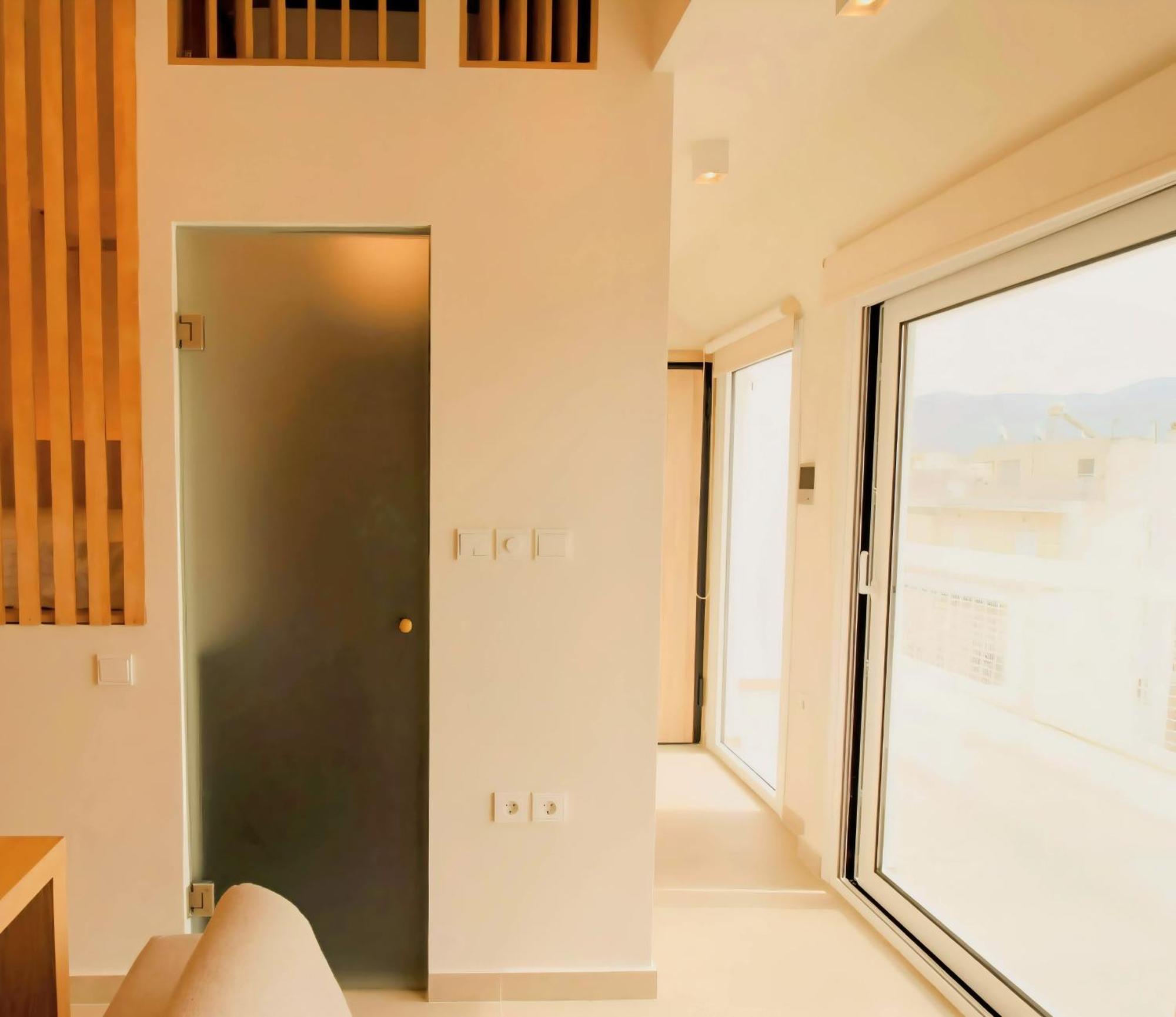 Beautiful And Cosy Rooftop Studio - Fantastic View, Next To Athens Tower Exterior foto